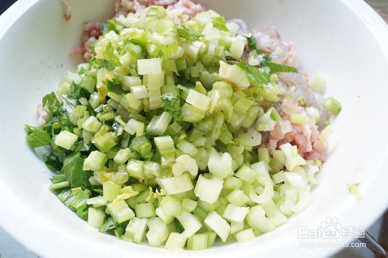 鲜虾芹菜大馄饨的家常做法