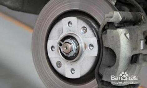 安装刹车片步骤