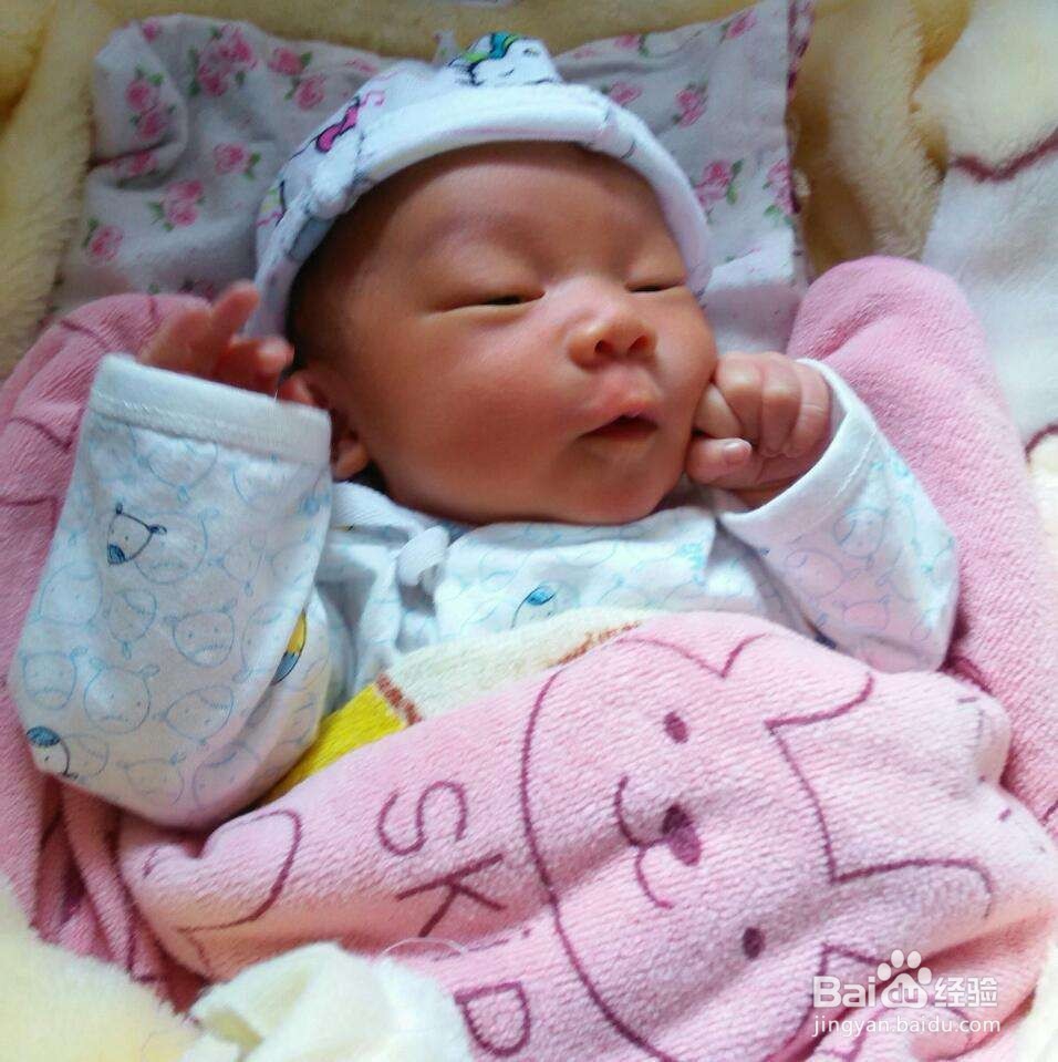 婴儿溢奶的原因分析