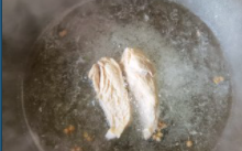 西兰花木耳拌鸡胸做法