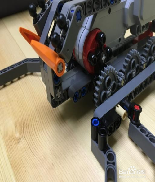 ev3蜘蛛机器人如何搭建?