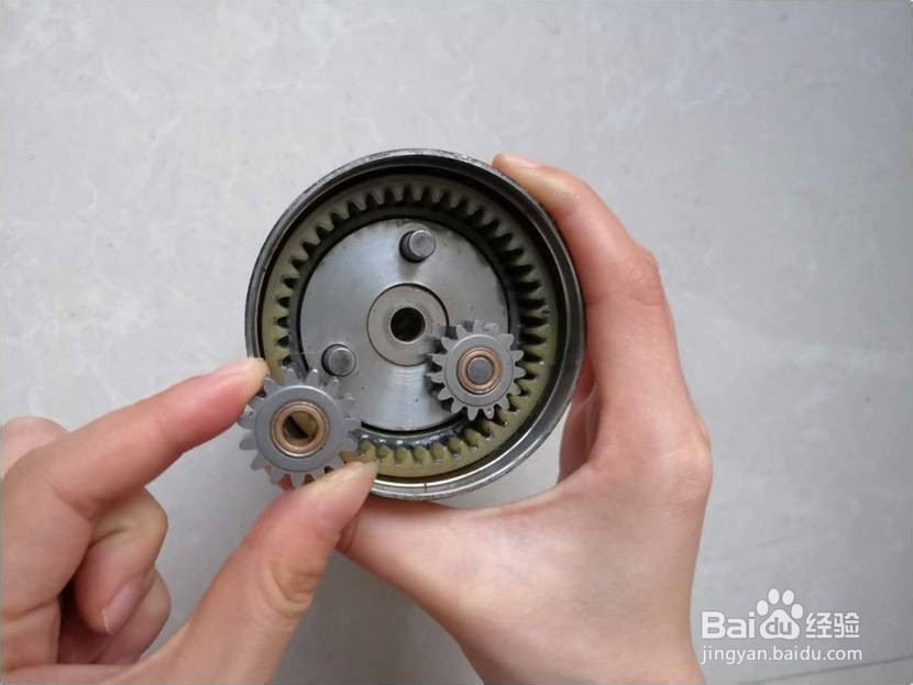 启动机的拆装方法!