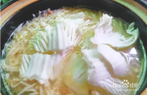 金针菇白菜肉丸汤