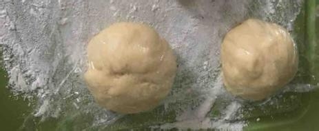 如何制作芝士熔岩面包