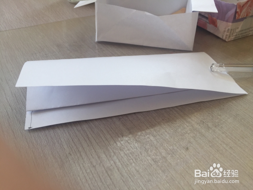 如何折叠小垃圾盒