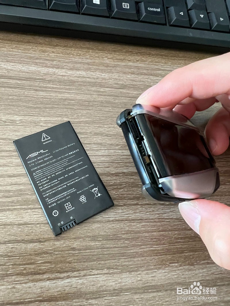 宝马X5、7系...液晶钥匙更换新锂电池教程