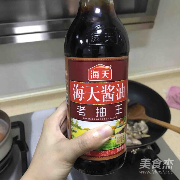 小鸡炖蘑菇的做法