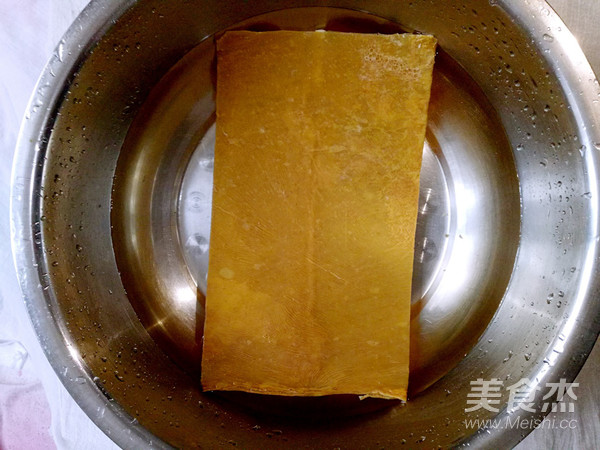 凉拌豆油皮菜谱