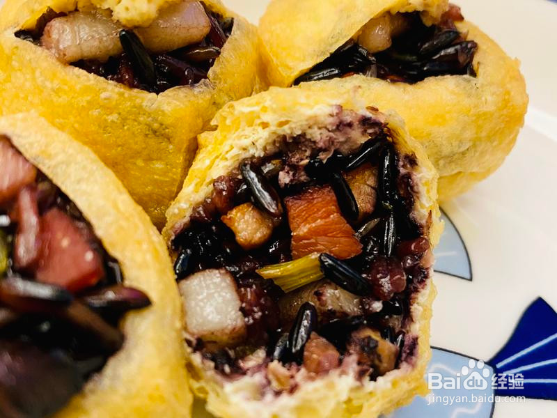 土豪版黑白糯米酿油豆腐的做法