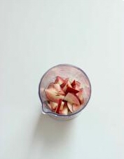 自制清凉美味芒果油桃冰棍