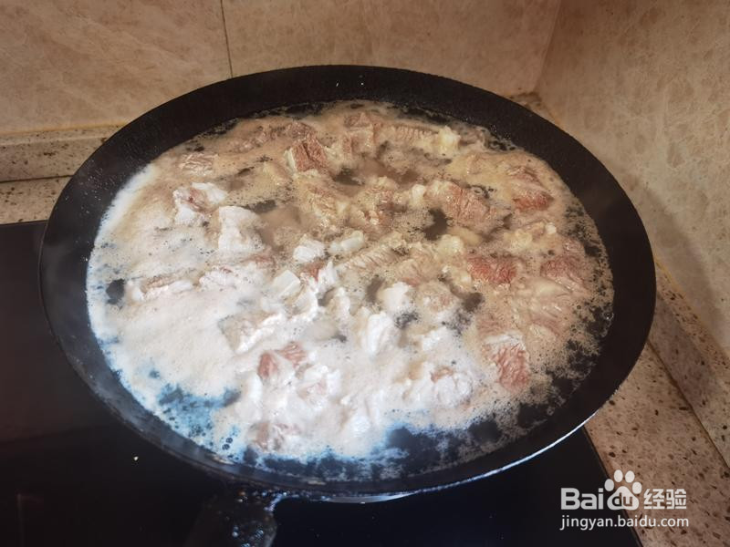 港式牛腩炖萝卜的做法