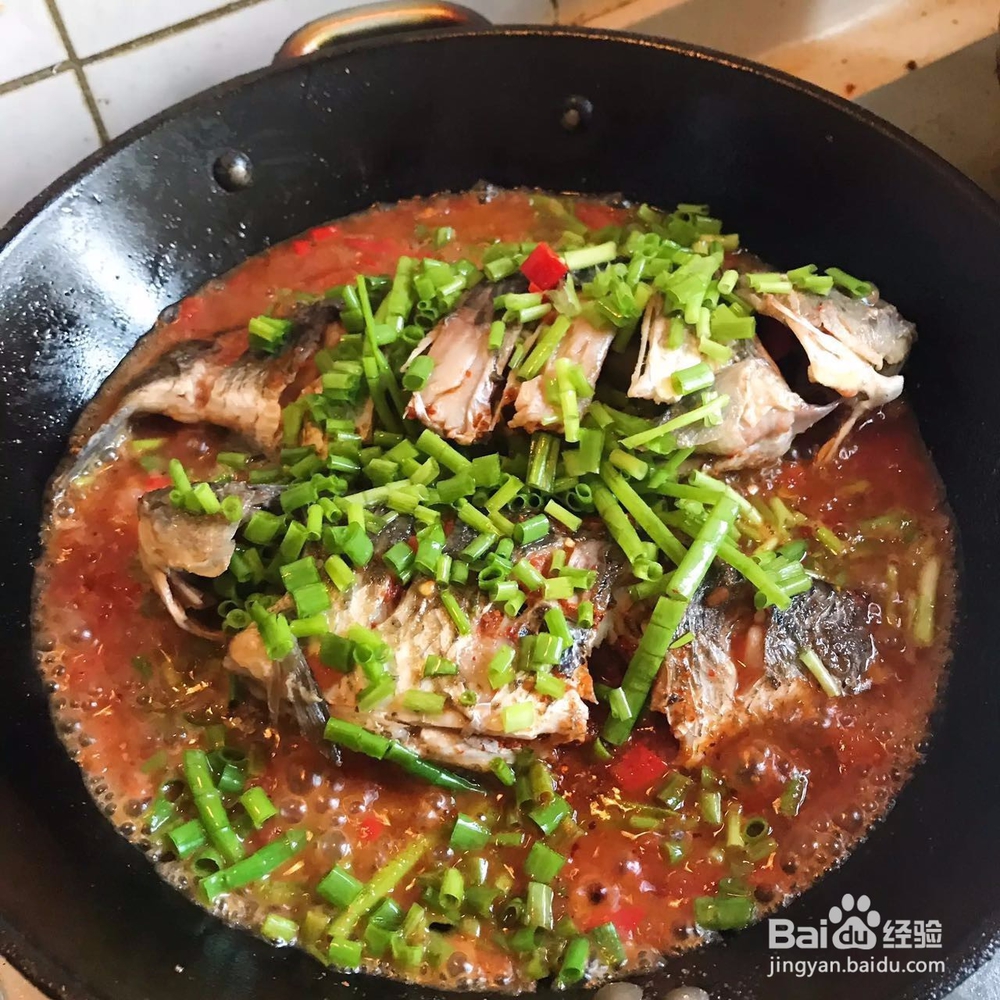 酸辣鲫鱼萝卜汤的做法——夏天没胃口吃什么？