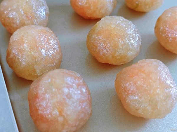 拉丝冰翅蛋黄月饼