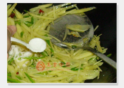 酸辣土豆丝的做法
