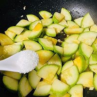 教你如何制作醋溜西葫芦