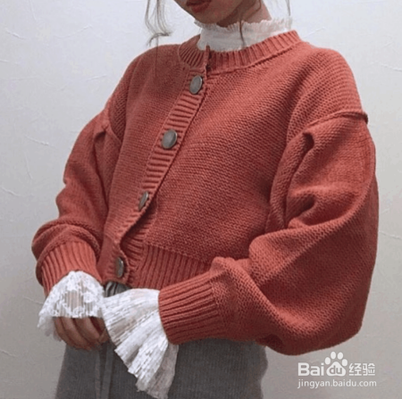 日系古着女孩变可爱的秘密！蕾丝衬衣创意穿搭，春天就该这样穿！