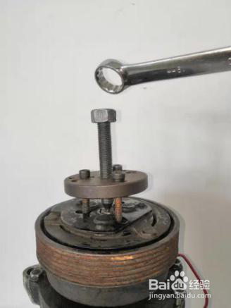 电磁离合器怎么拆装与检测?