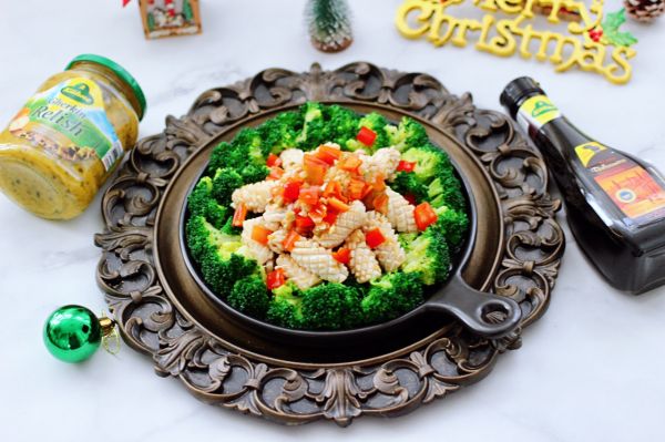 鱿鱼卷拌西兰花