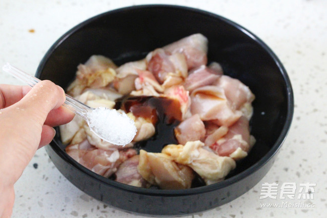 香菇蒸鸡腿的做法