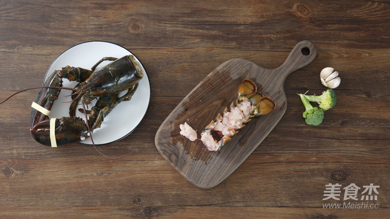 黄油焗波士顿龙虾