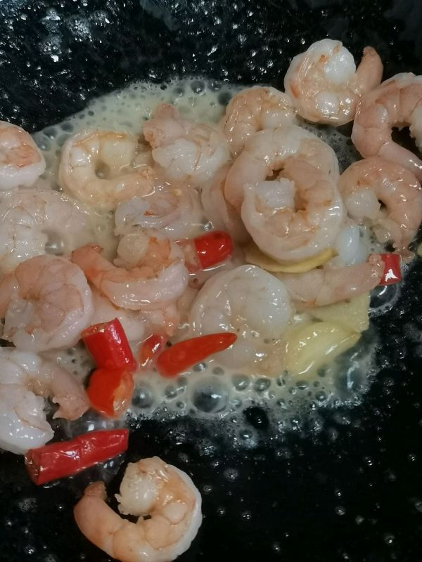 家常黄瓜炒鸡蛋