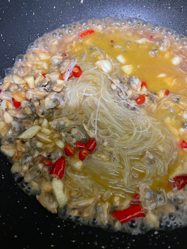 蒜蓉蛤蜊肉粉丝