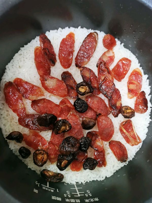 快手电饭煲煲仔饭