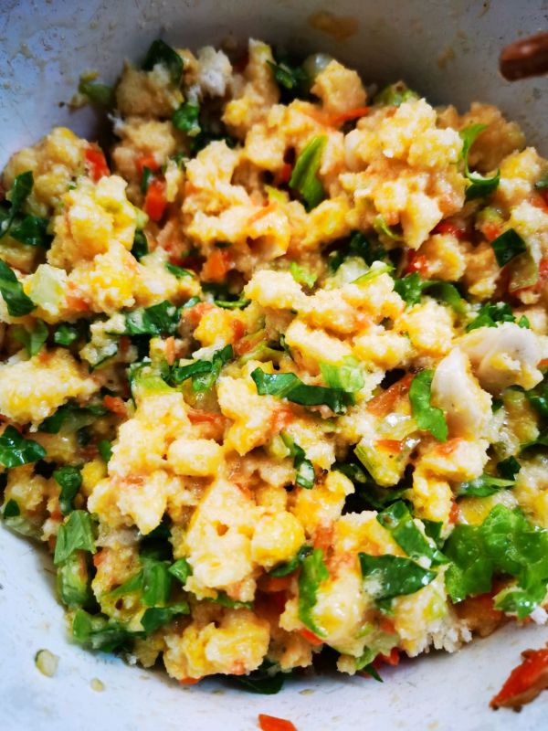 鸡蛋馒头蔬菜饼