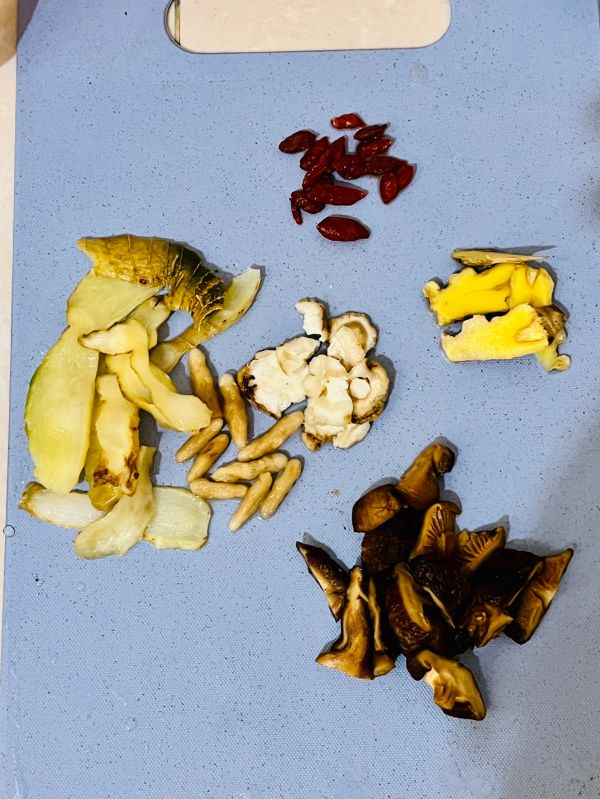 麦冬沙参玉竹鸭肉汤