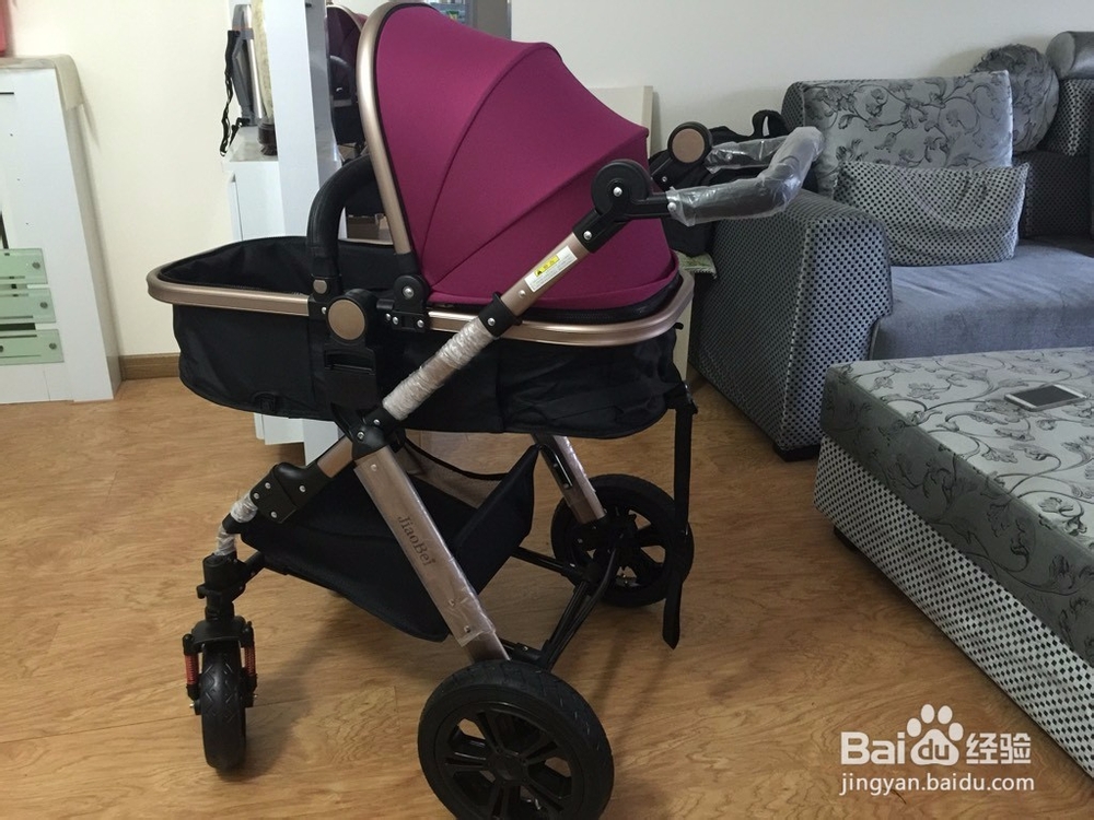 选择婴儿车要注意什么