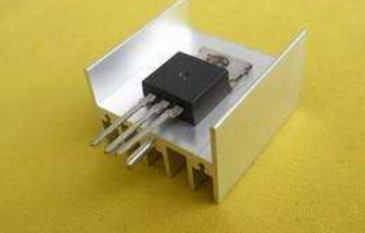 AGP插槽短路和主板降压管损坏怎么办?