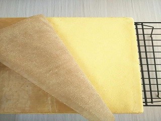 紫菜肉松蛋糕卷怎么做？