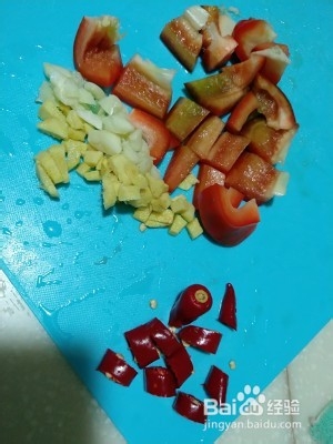 健康养生佳品芋头花蒸茄子（云南菜）的做法