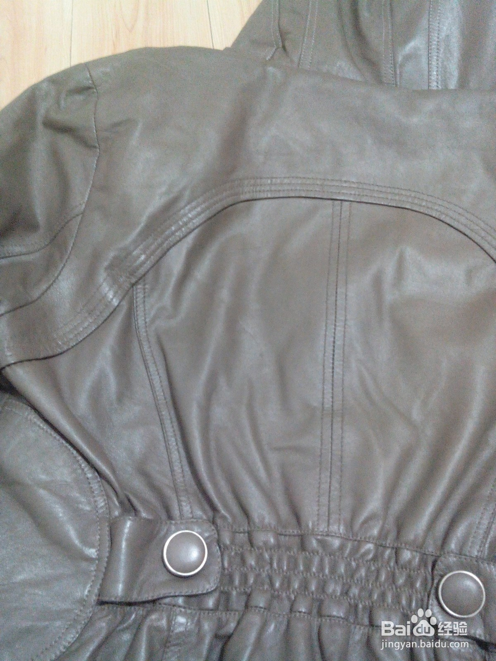 皮衣划破了怎样无痕修复？