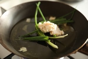 烤茭白笋的做法