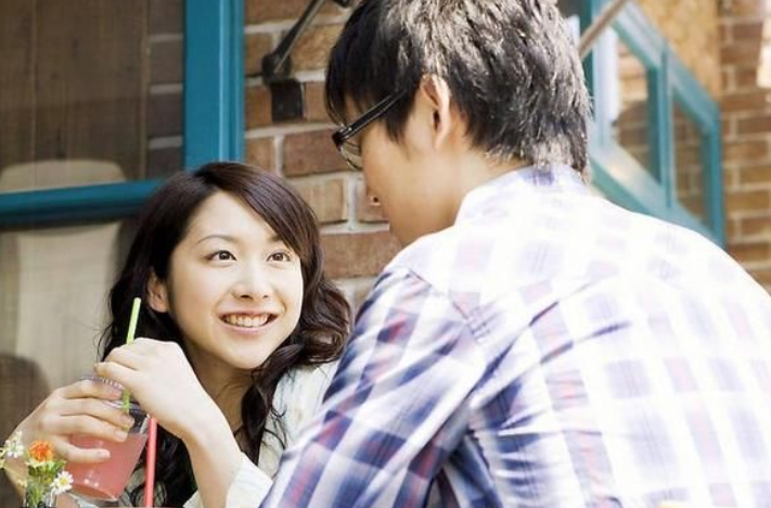 怎么跟相亲对象聊天