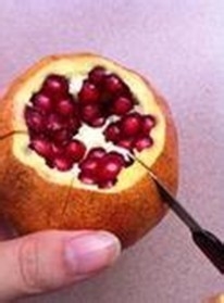 剥石榴的简便方法