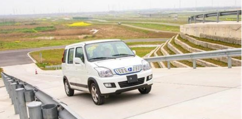 斯威手动挡汽车的上坡起步秘诀