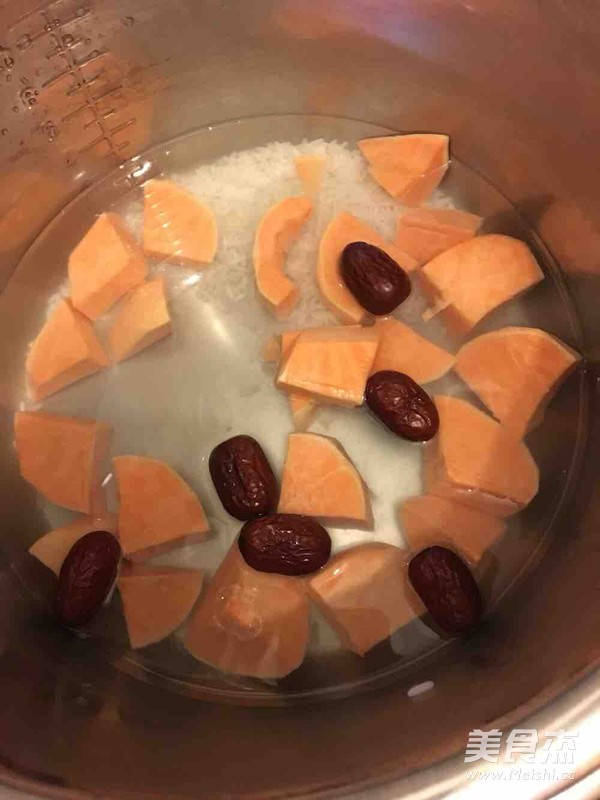 红薯大枣粥的做法