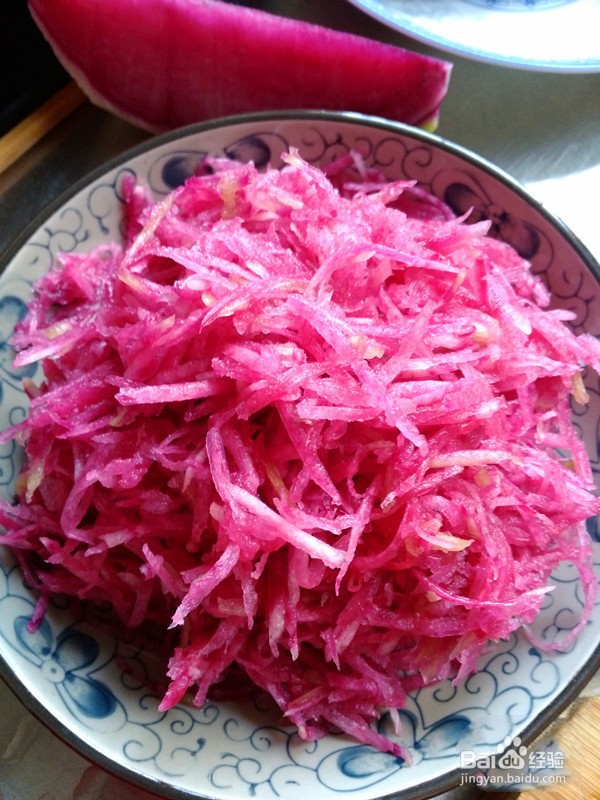 糖醋红心萝卜的做法