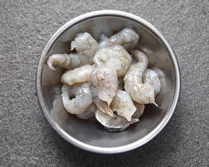 鲜橙腰果沙拉酥虾的做法