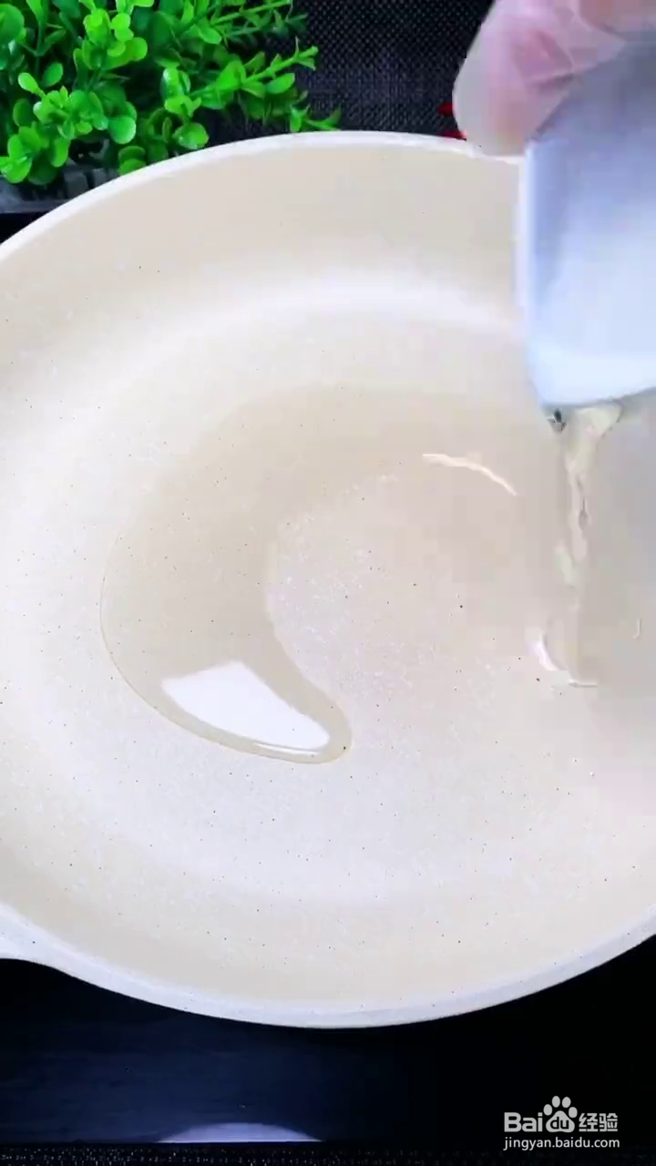 如何制作酸甜下饭的焖荷包蛋？