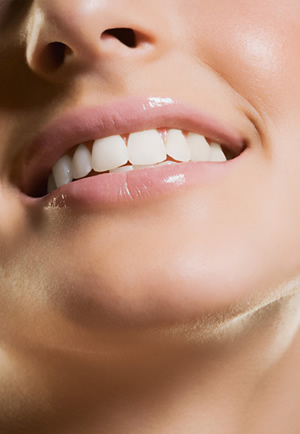 11种瘦脸法全方位打造V脸美女