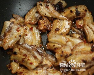 做一道下饭的美味回锅肉。