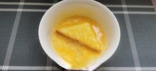 怎么做香煎鸡蛋面包片
