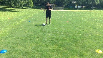 实用的五种世界杯级停球转身技巧