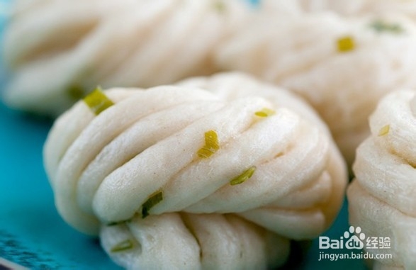 葱油小花卷:一口一个的小花卷好吃啊