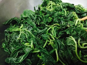 凉拌花生银杏菜的做法