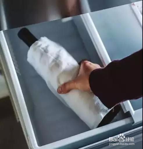 如何冰镇纽慕红酒