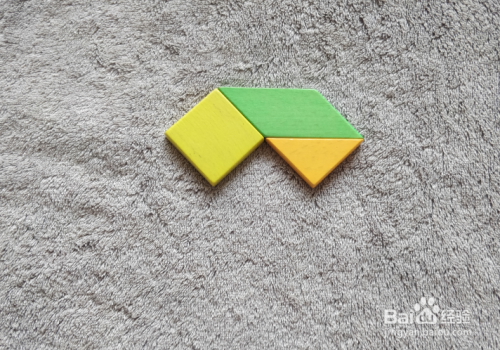 展示的宝石用七巧板怎么拼?